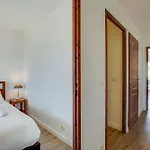 ريزيدنس أزوريا إيكس ليه با