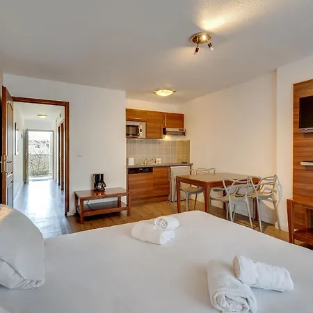 Aparthotel Résidence Azurea 3*