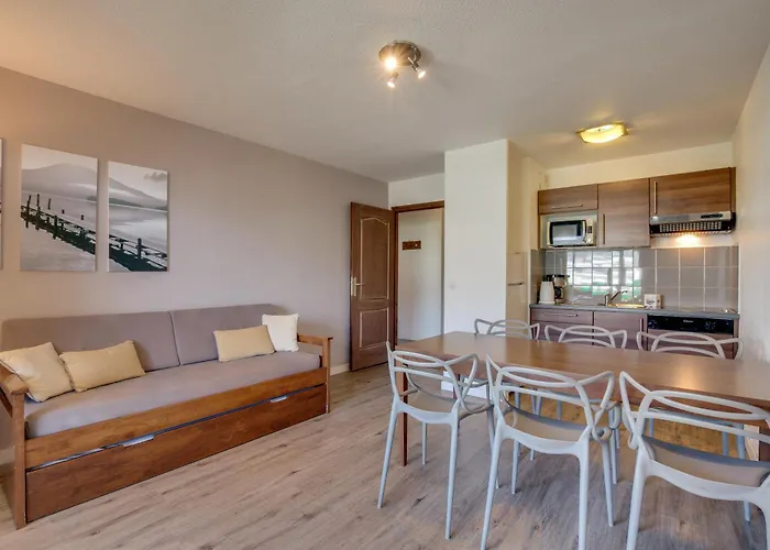 Azurea Aparthotel 3*