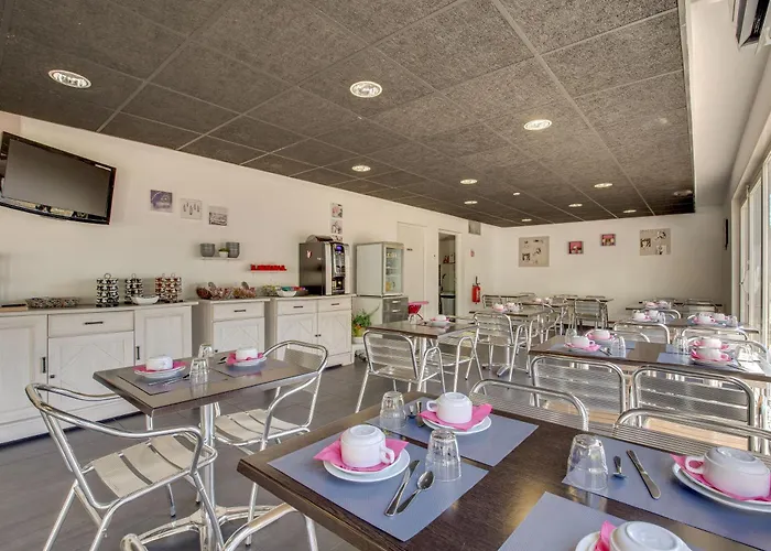 Azurea Aparthotel 3*