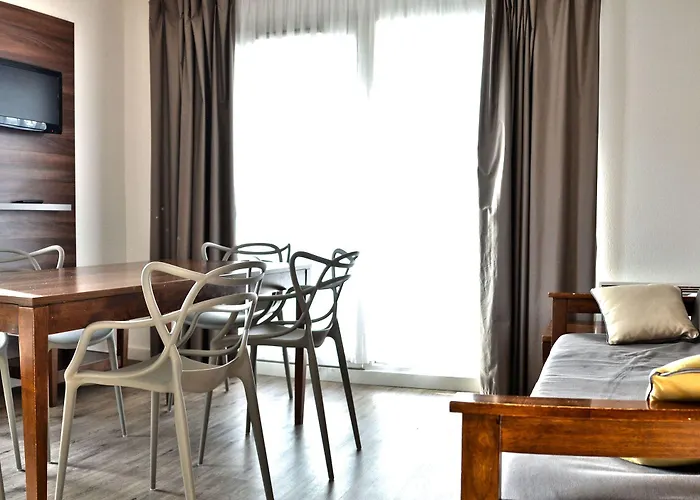 Azurea Aparthotel 3*