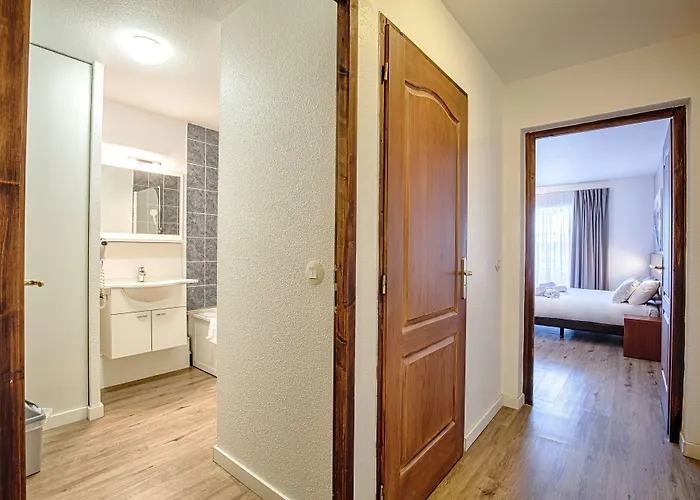 ريزيدنس أزوريا